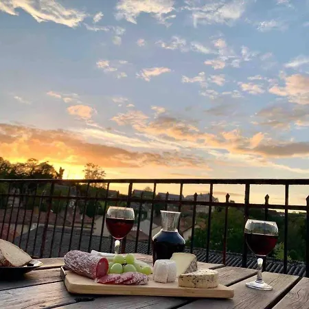 Apartmán 2 Bed-roof Terrace-town Centre-pets Montmorillon