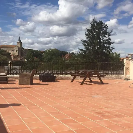 2 Bed Fantastic Roof Terrace-town Centre *